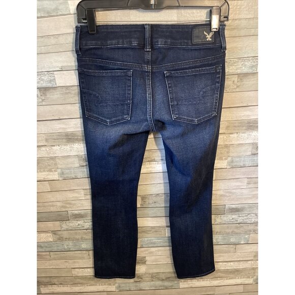 Women’s American eagle denim jeans distressed straight leg dark wash size 2 - Picture 5 of 10